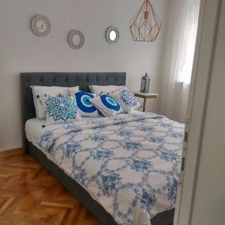 Apartament Iza Boske *